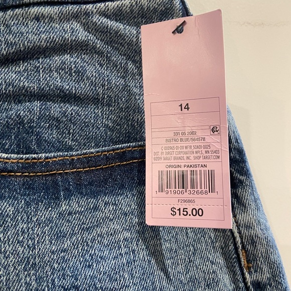 2-4-1 WILD FABLE: WOMEN’S HIGH WAISTED SHORTS (TARGET BRAND) SIZE 14/32R - Picture 2 of 7